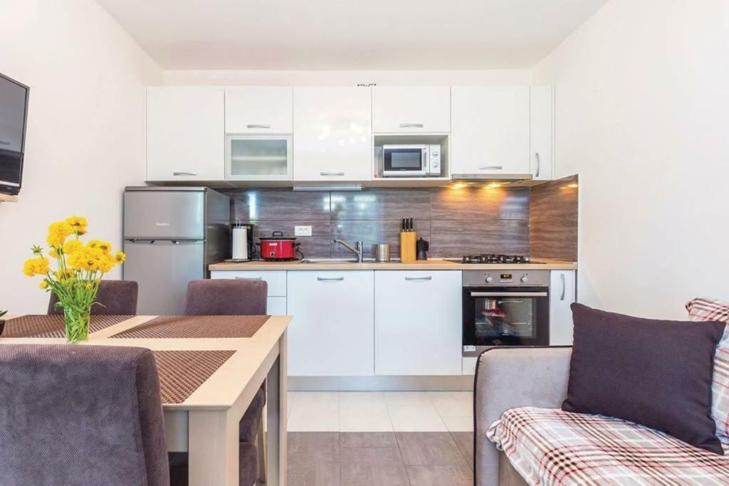Apartment Laura Kostrena Zewnętrze zdjęcie
