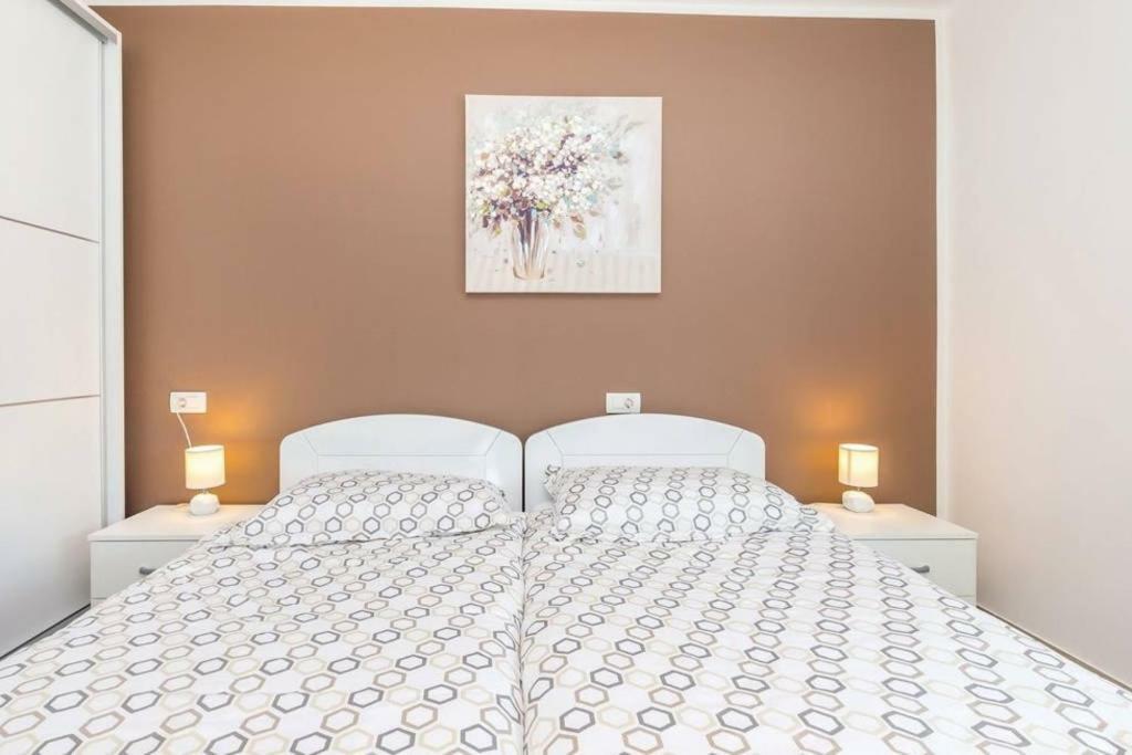 Apartment Laura Kostrena Zewnętrze zdjęcie